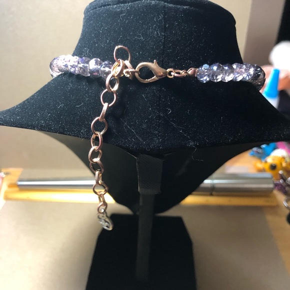 Beautiful Crystal Bib Necklace - Picture 3 of 5